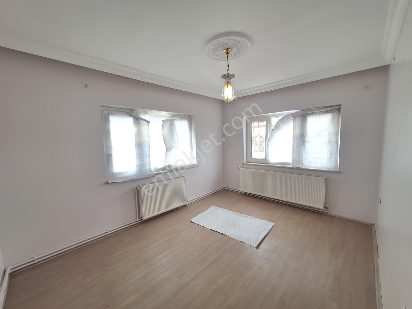 Yaman'dan Bolvadin Aydınlar Mah. Satılık 2 Katlı Müstakil Bina - Görsel 13