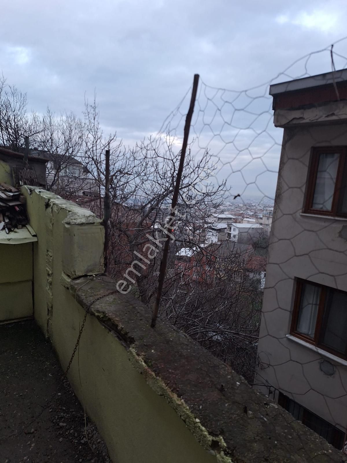 Satılık Daire Emirsultanda Bahçe Katı 2 Oda Bahçeli - Görsel 8