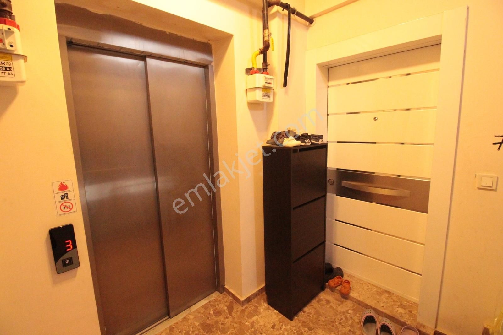 Buca Yiğitler Mah.de 2+1_70m² Net Amerikan Mutfak Satılık Daire - Görsel 2