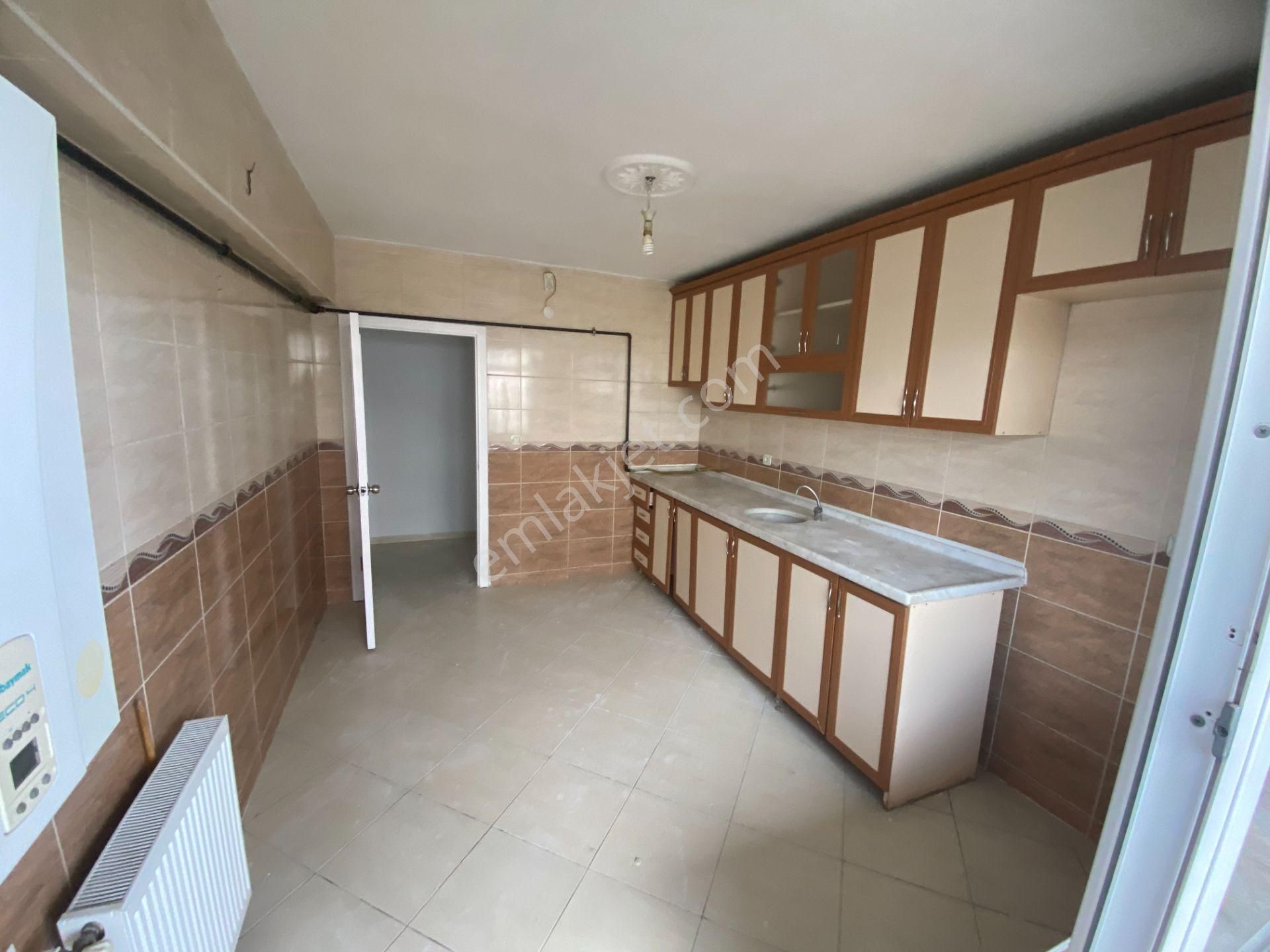 Etimesgut Piyade Mah Gimsa Awm Yanı Kiralık 3+1 Cadde Cepheli 130 M2 Daire - Görsel 12