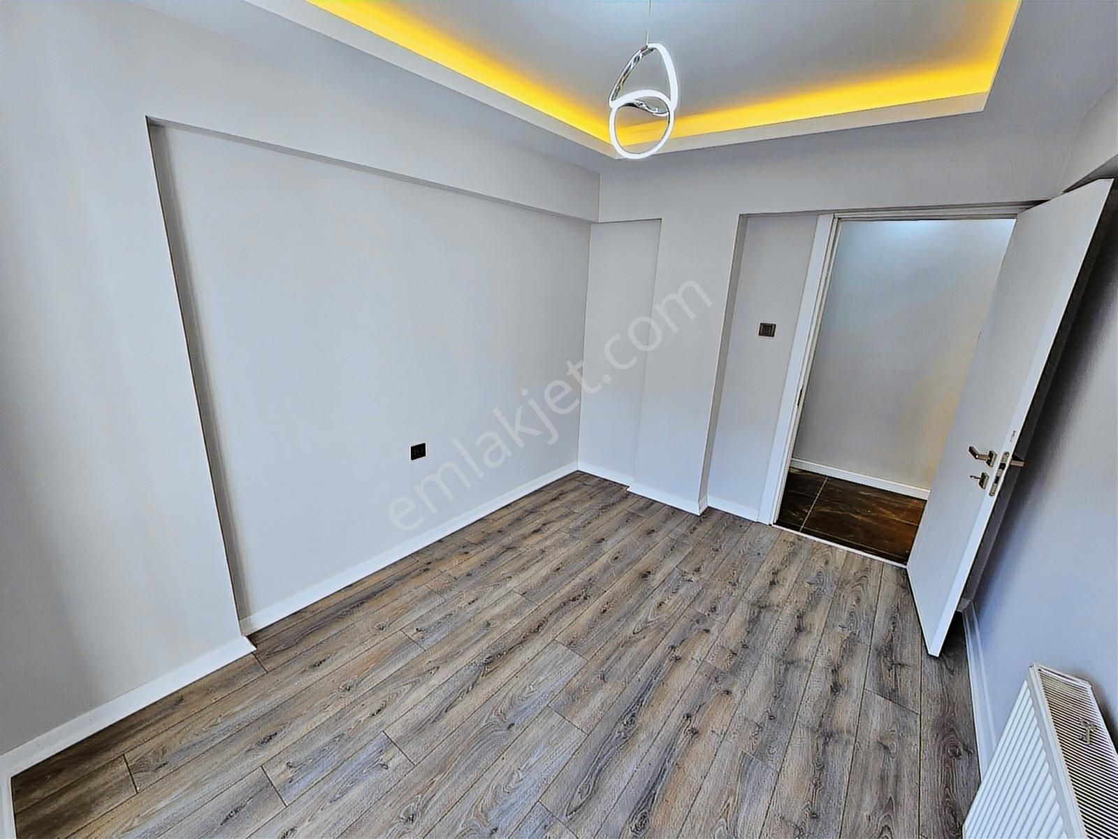 Süvari'de Sevgi Market Yakını 3+1 Ful Yapılı Ara Kat Ön Cephe Ev - Görsel 33