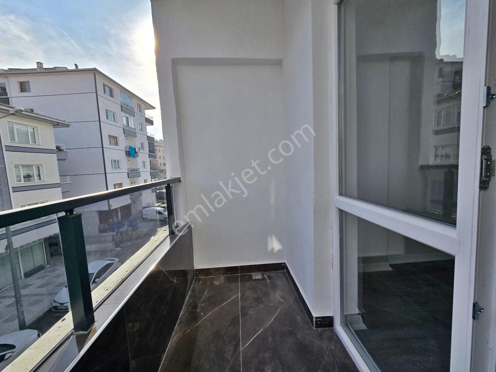 Süvari'de Sevgi Market Yakını 3+1 Ful Yapılı Ara Kat Ön Cephe Ev - Görsel 8
