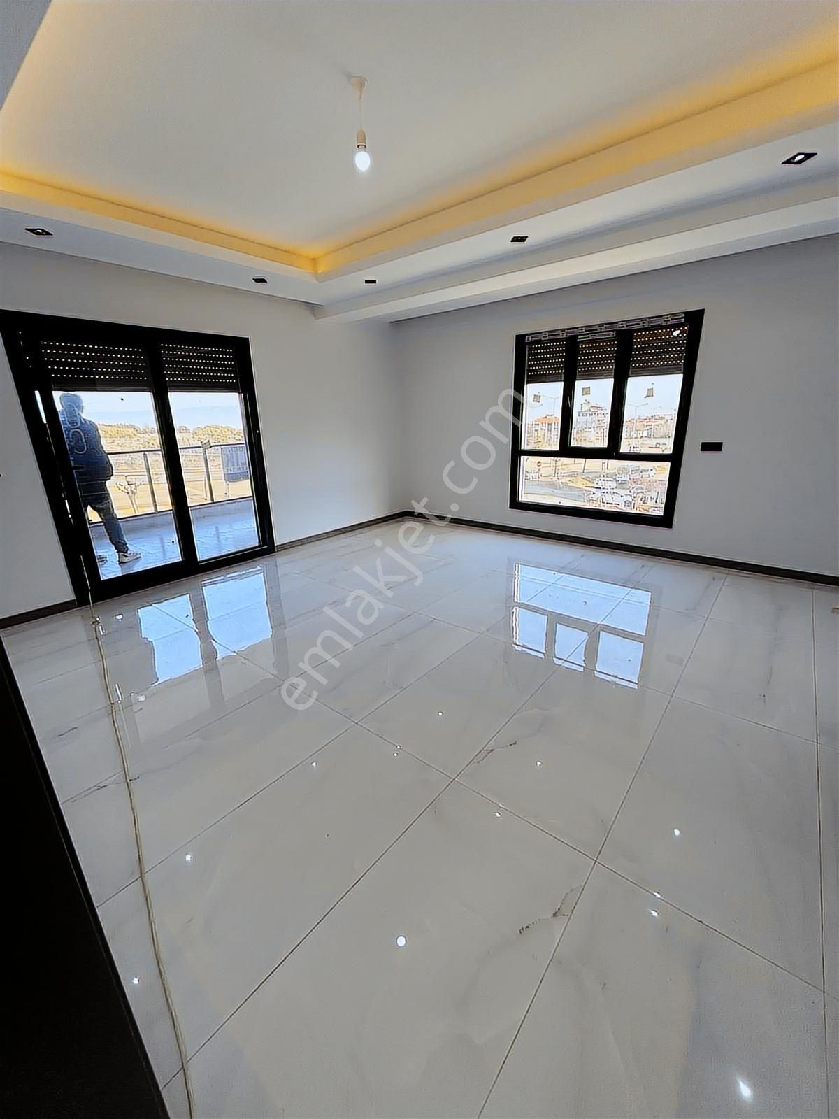 Göveçlikte Önü Açık 165 M² Arakat Sıfır Satılık Daire