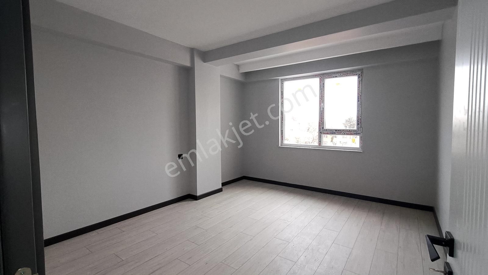 Şirintepede Merkezi Konumda 4+1 Dubleks - Görsel 21