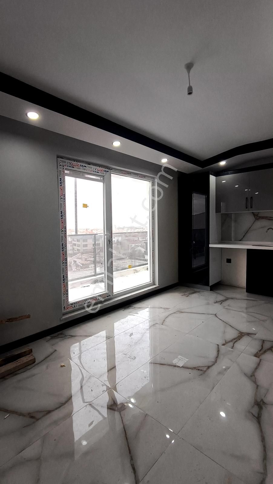 Şirintepede Merkezi Konumda 4+1 Dubleks - Görsel 17