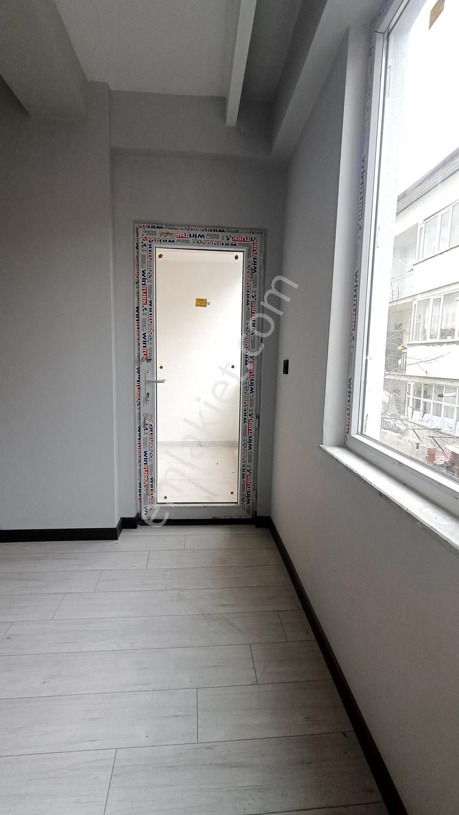 Şirintepede Yüksek Malzeme Kaliteli 3+1 Daire - Görsel 9