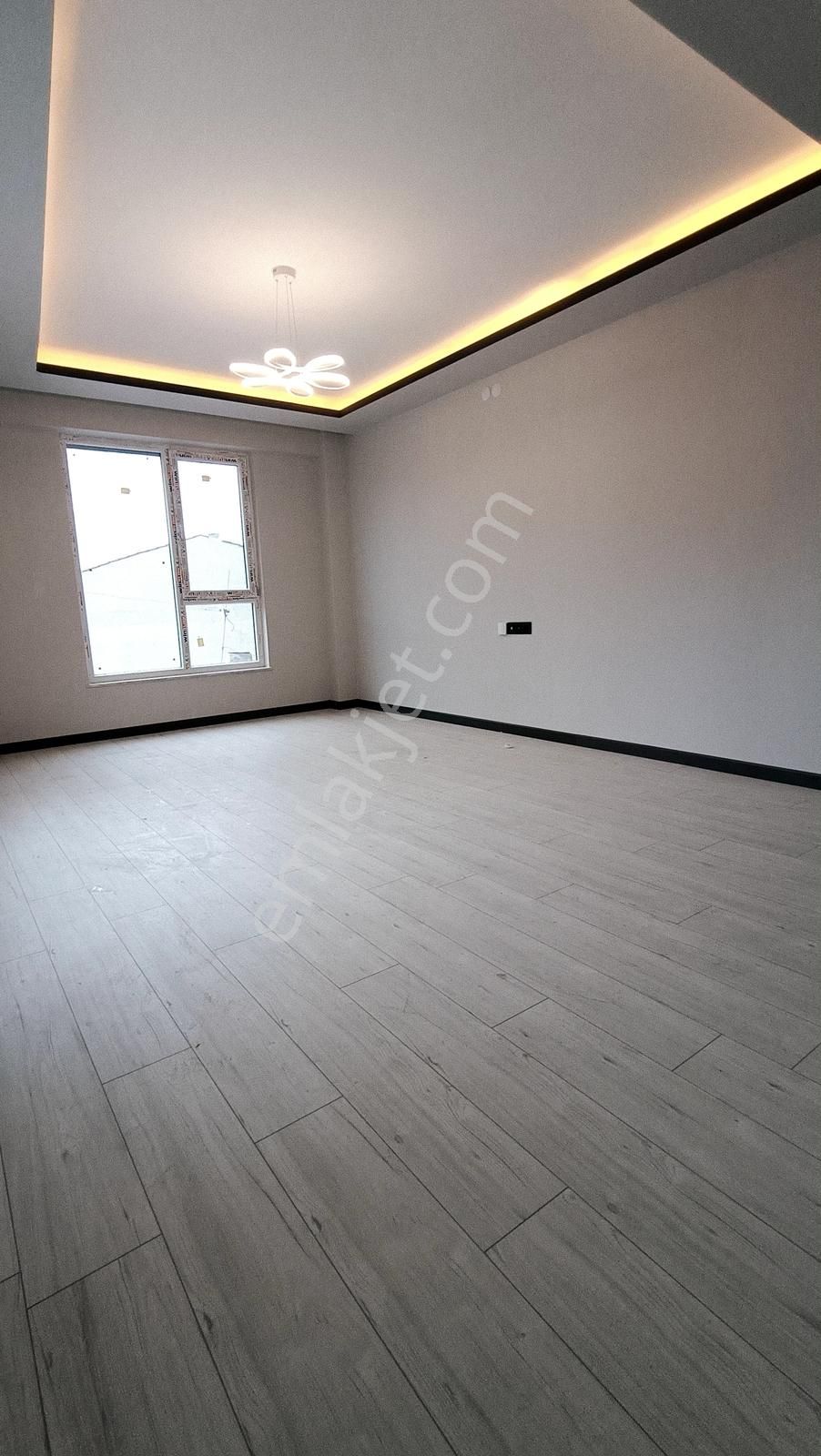 Şirintepede Yüksek Malzeme Kaliteli 3+1 Daire - Görsel 15