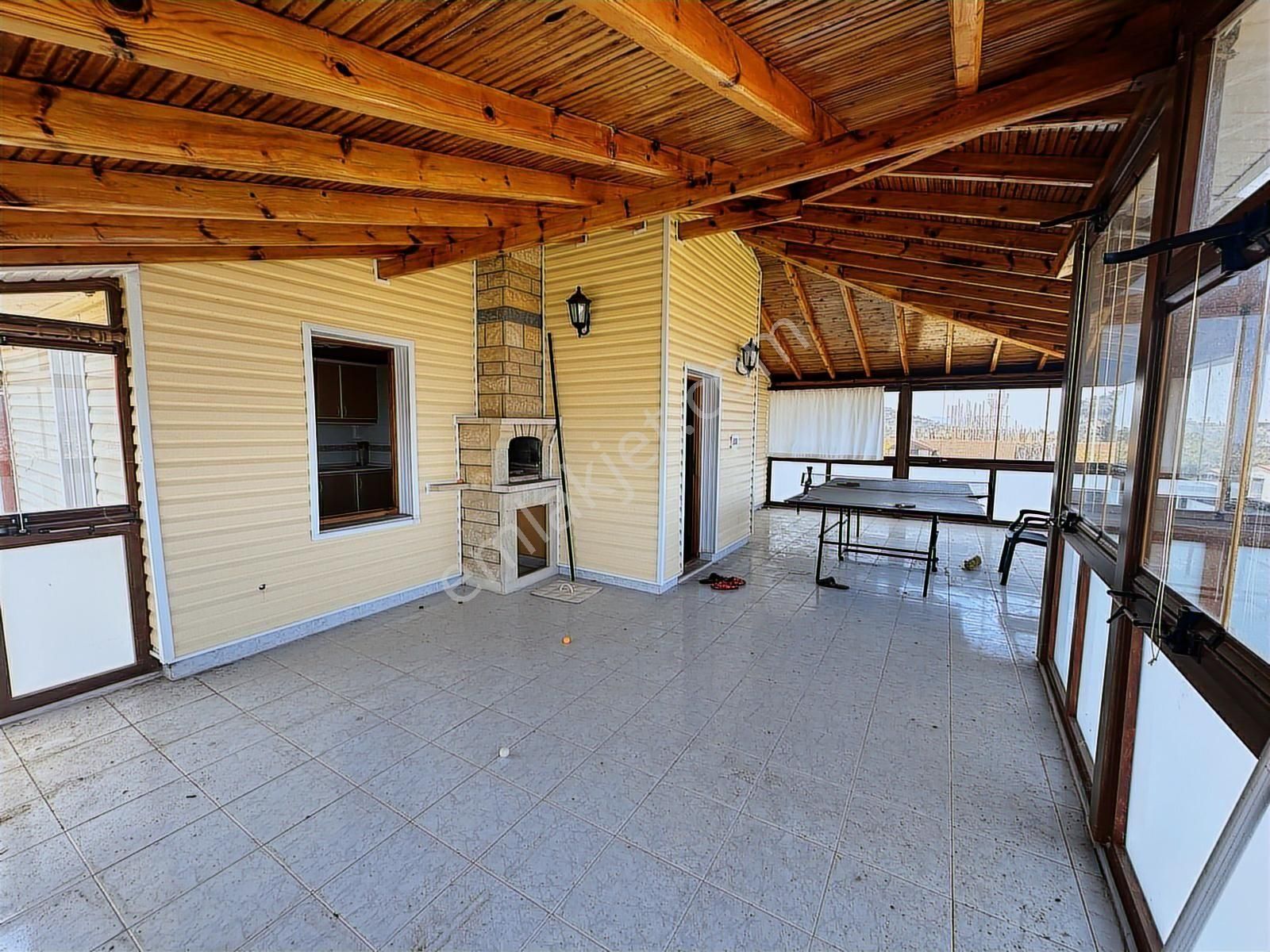 Başiskele Yuvacıkta 1052m2 Arsa Ve Körfez Manzaralı Tripleks - Görsel 5