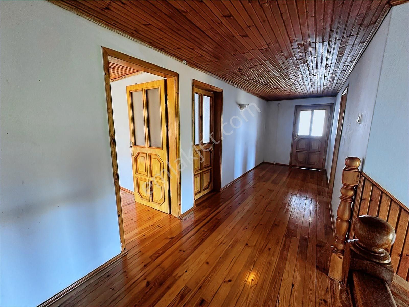 Başiskele Yuvacıkta 1052m2 Arsa Ve Körfez Manzaralı Tripleks - Görsel 30