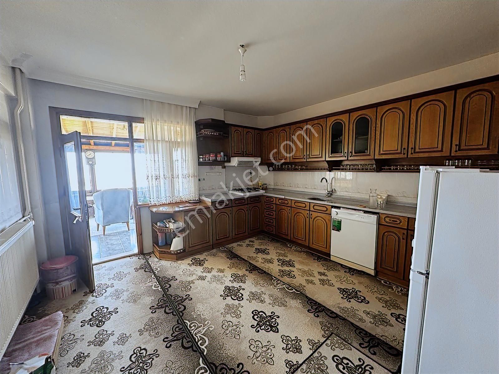 Başiskele Yuvacıkta 1052m2 Arsa Ve Körfez Manzaralı Tripleks - Görsel 31