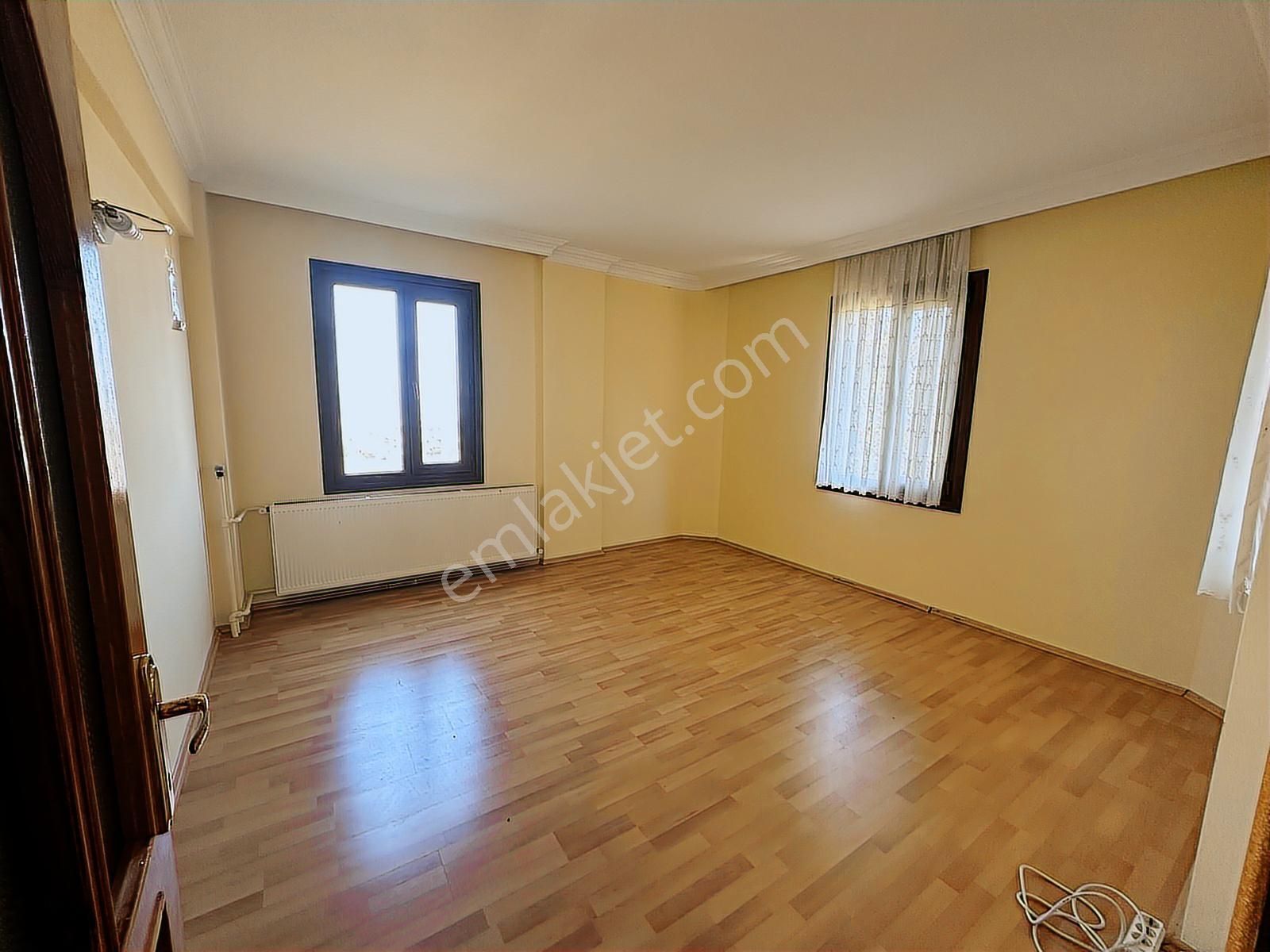 Başiskele Yuvacıkta 1052m2 Arsa Ve Körfez Manzaralı Tripleks - Görsel 18