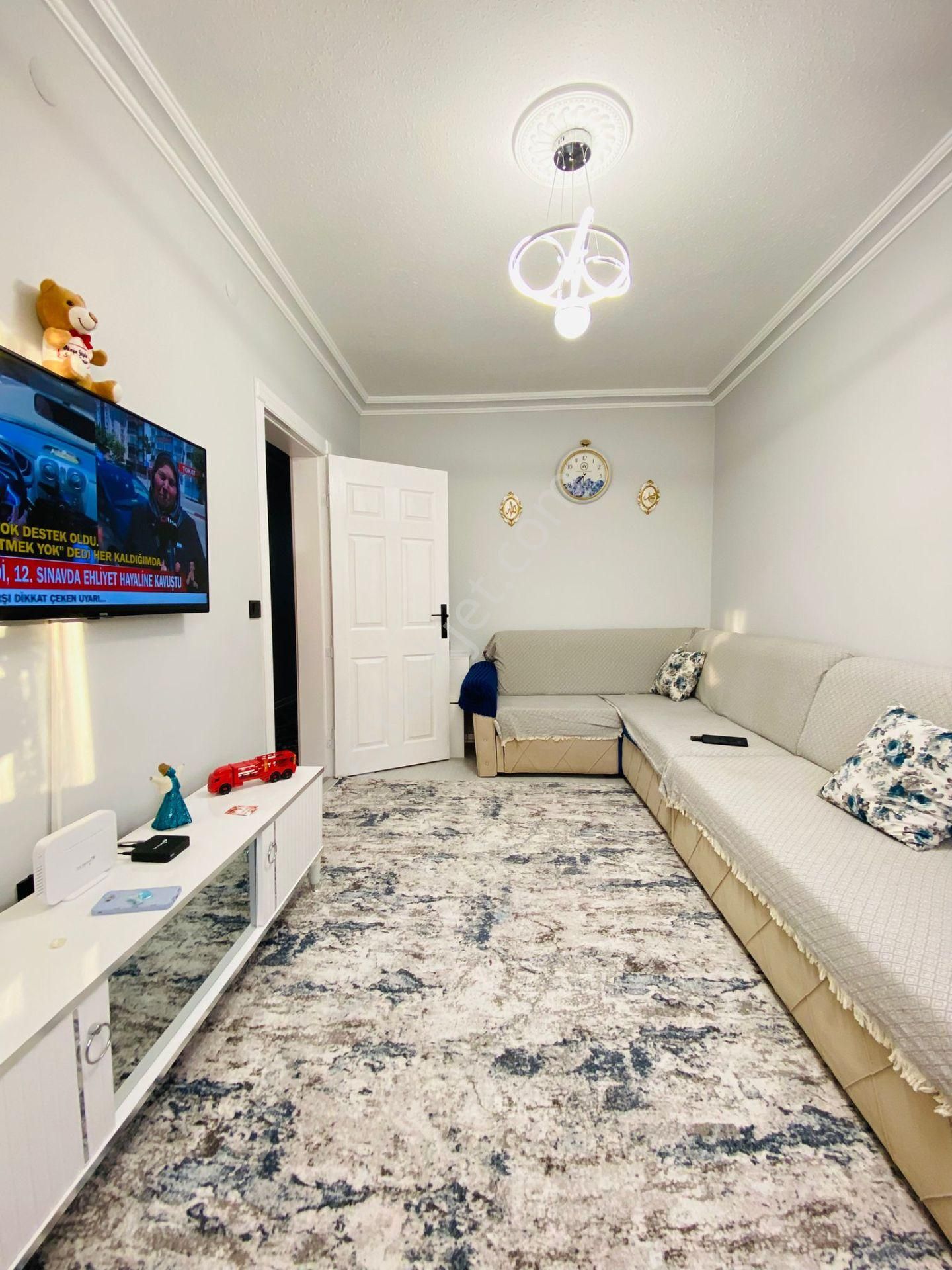 Gültepe'de Site İçerisinde Full Yapılı 3+1 3.kat Satılık Daire !! - Görsel 10