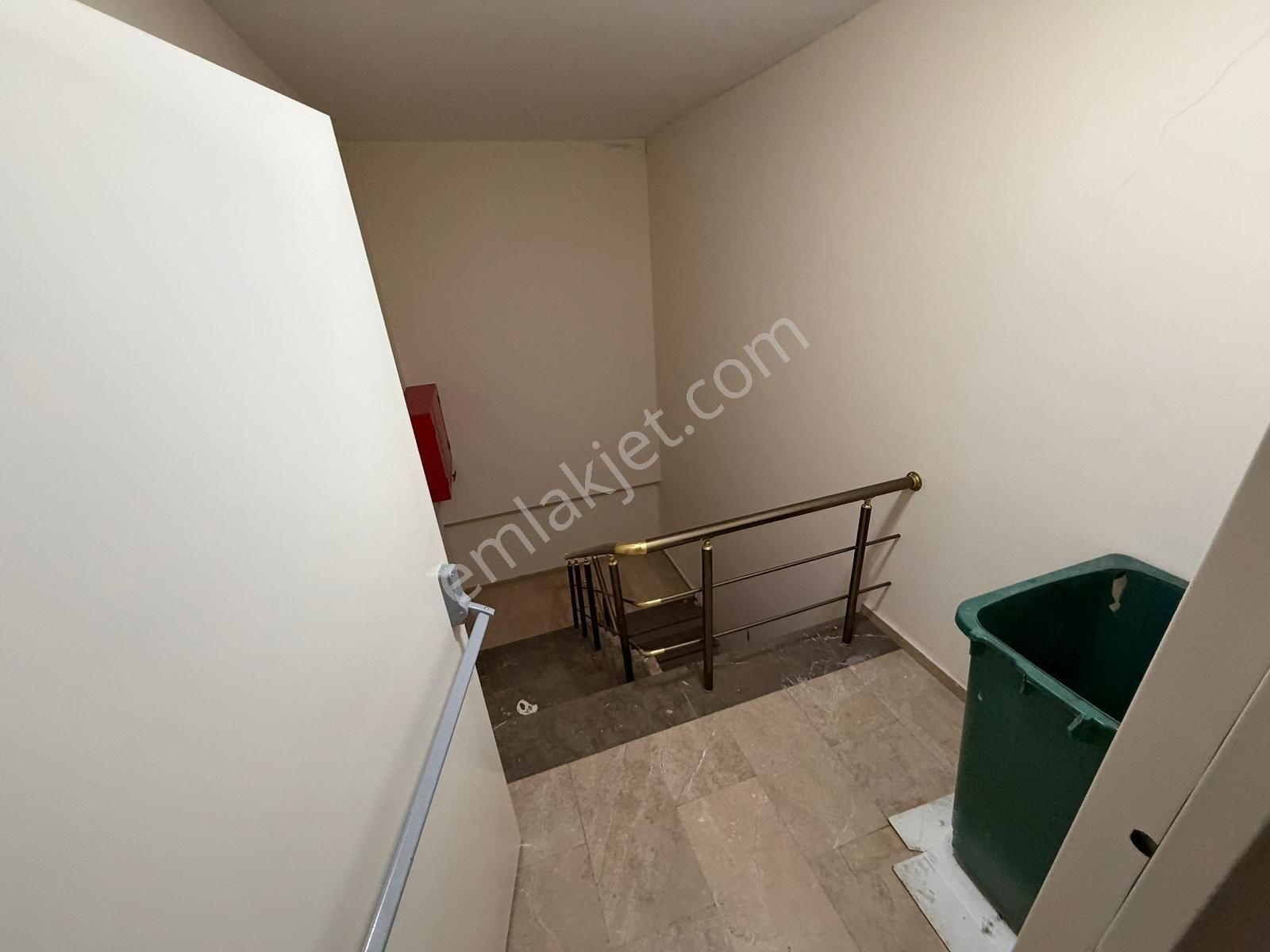 Meydan Life'da 1+0 60m2 Home Ofis 3.kat Asansörlü Ofis Katı - Görsel 17