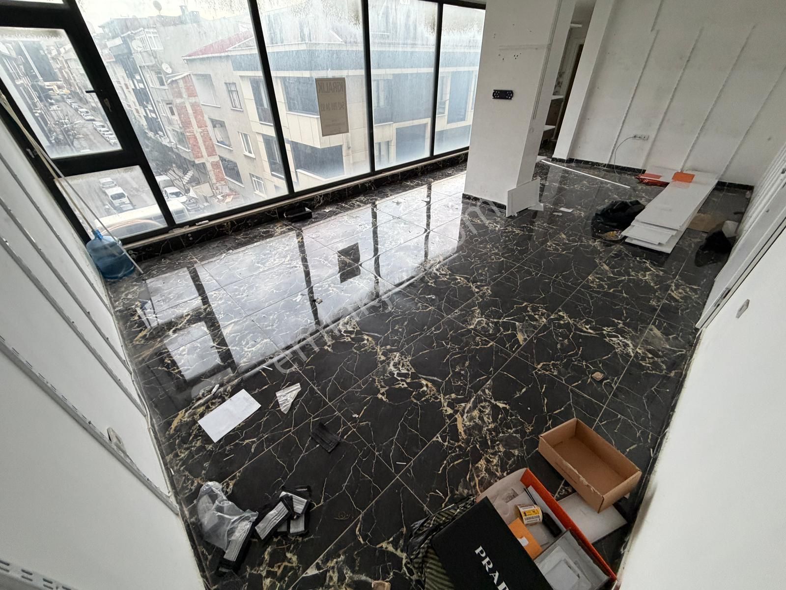 Meydan Life'da 1+0 60m2 Home Ofis 3.kat Asansörlü Ofis Katı - Görsel 2