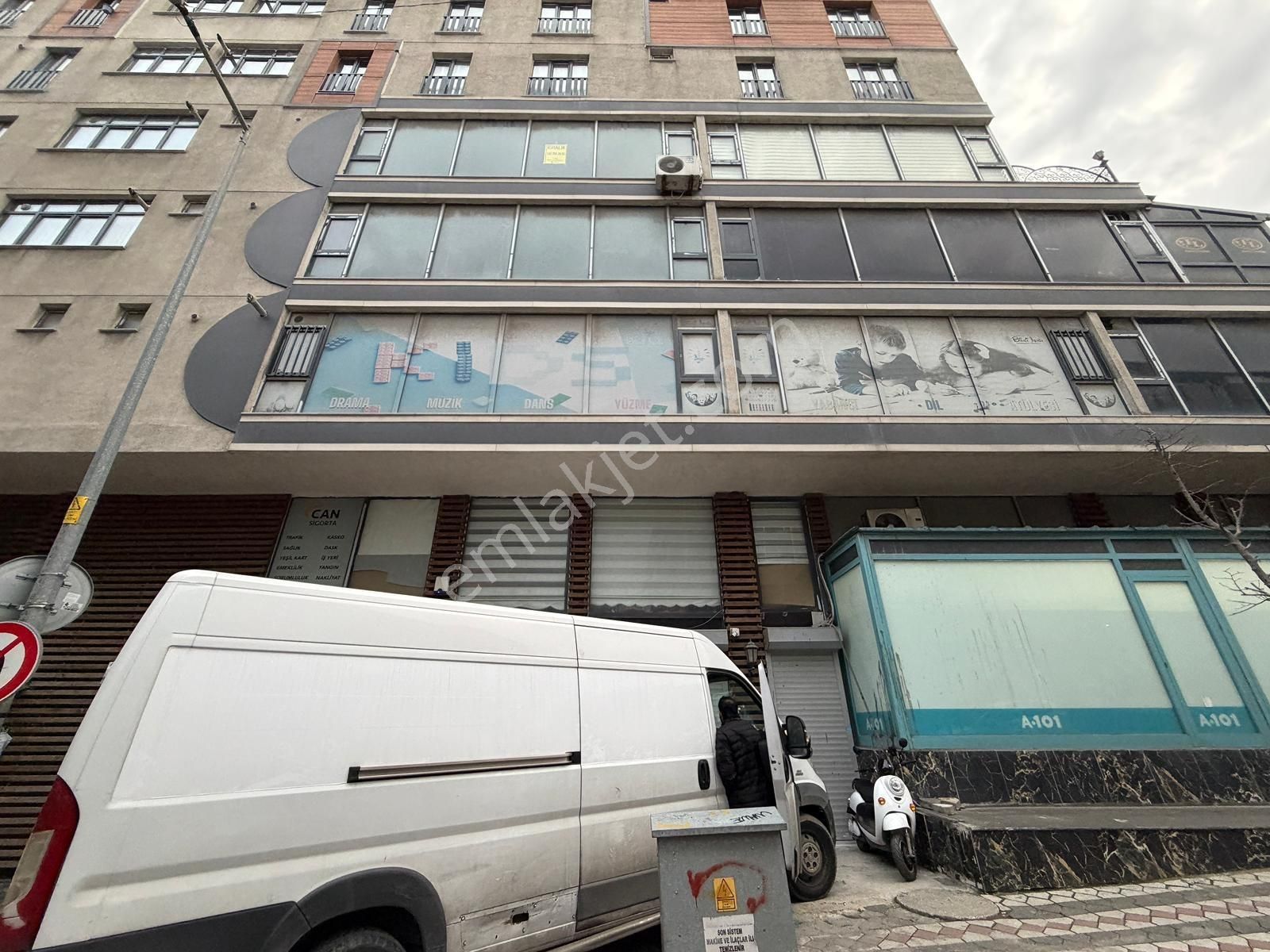 Meydan Life'da 1+0 60m2 Home Ofis 3.kat Asansörlü Ofis Katı - Görsel 18