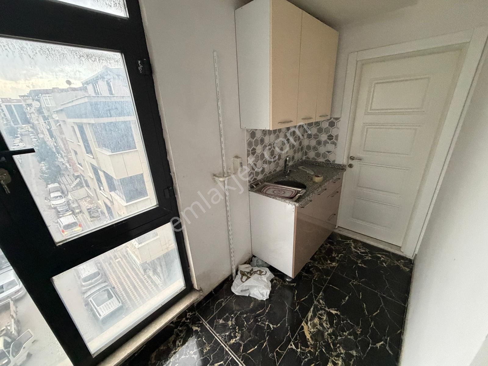 Meydan Life'da 1+0 60m2 Home Ofis 3.kat Asansörlü Ofis Katı - Görsel 5