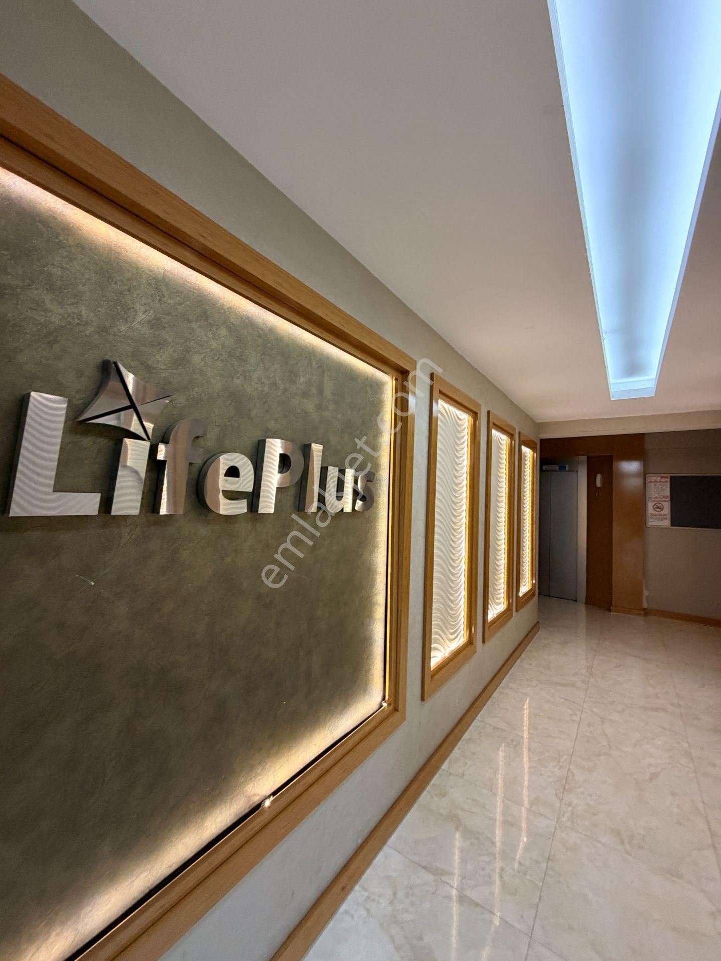 Şerifali Life Plus Sitesinde Büyük Tip 1+1 Kiralık Daire - Görsel 4