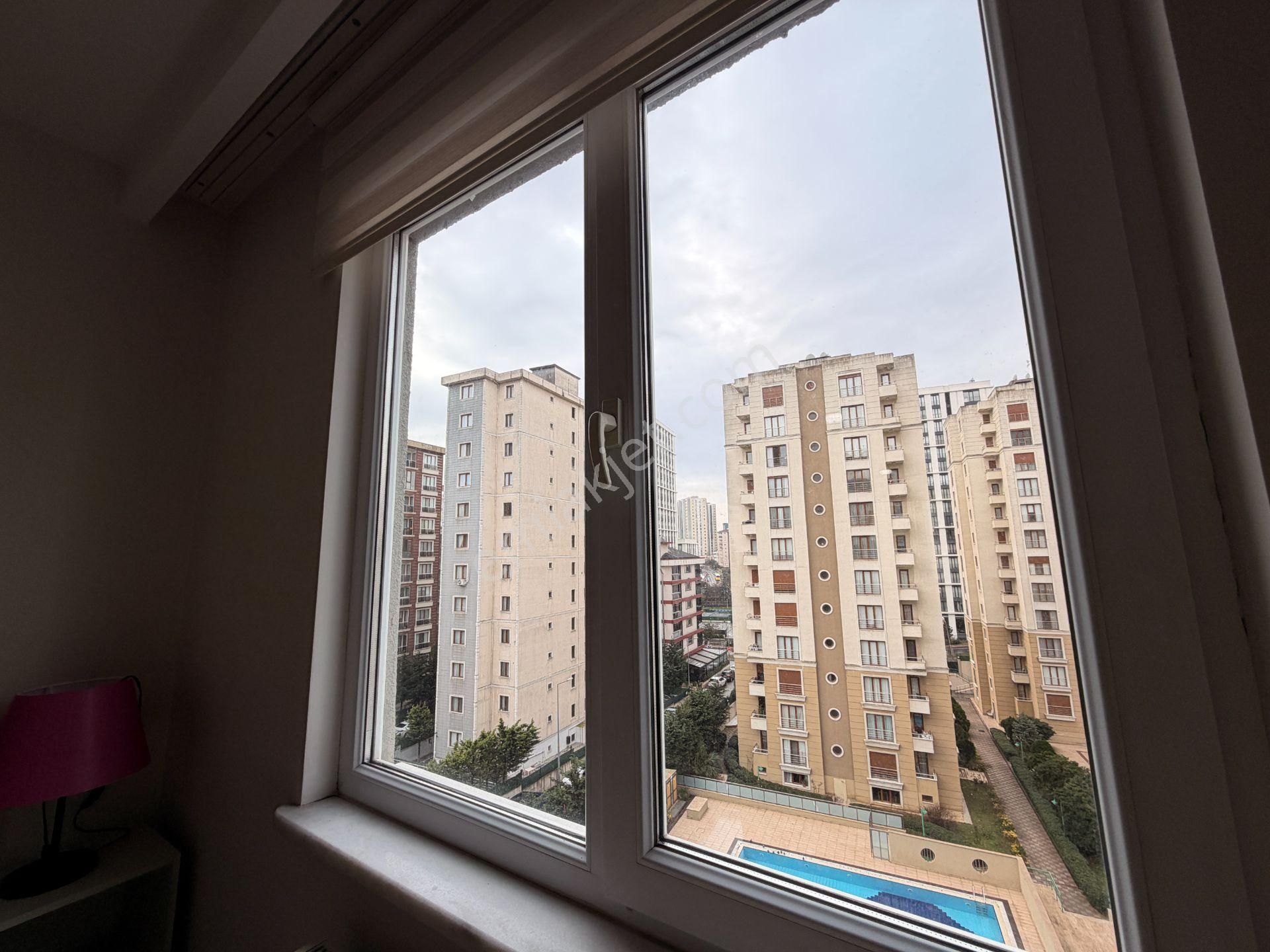 Şerifali Life Plus Sitesinde Büyük Tip 1+1 Kiralık Daire - Görsel 19