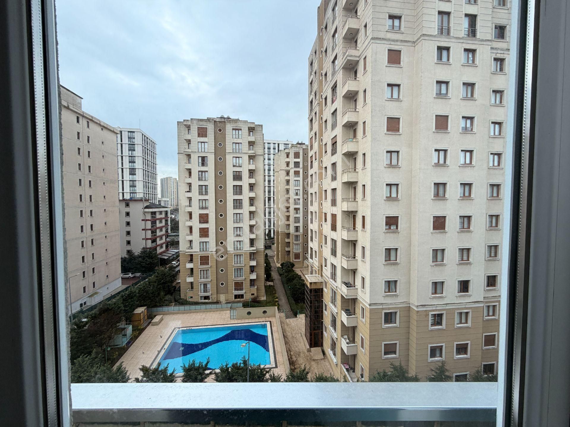 Şerifali Life Plus Sitesinde Büyük Tip 1+1 Kiralık Daire - Görsel 20