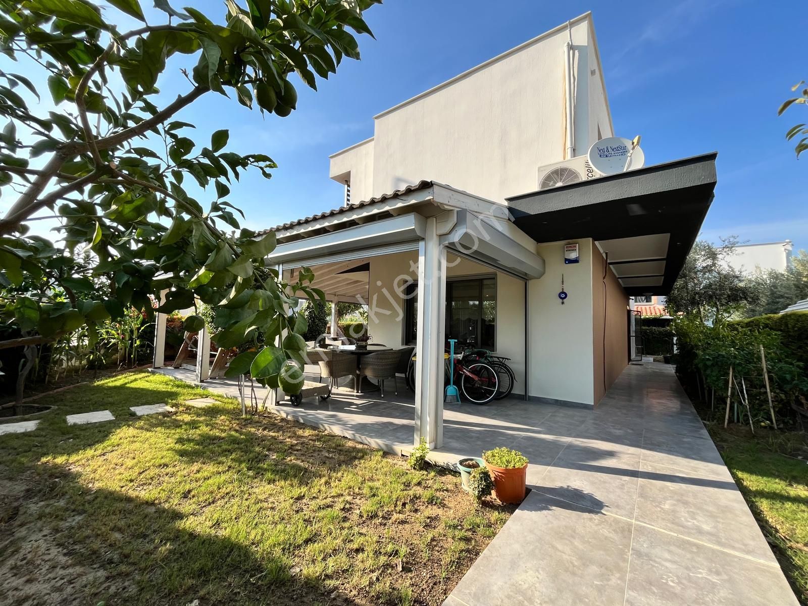 Karaova'da Avm Yanı Palm 34 Sitesi'nde Kiralık 4+1 Villa - Görsel 2