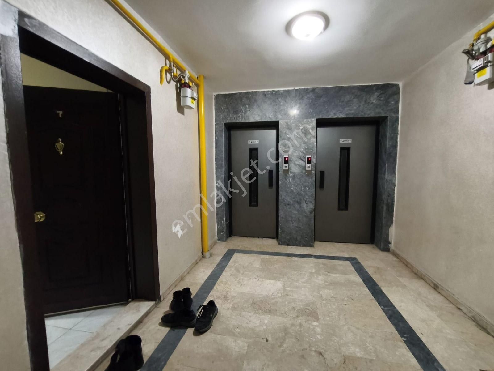 Batıkent Turgut Özal'da Arakat Eşyalı Kiralık 2+1 Daire - Görsel 26