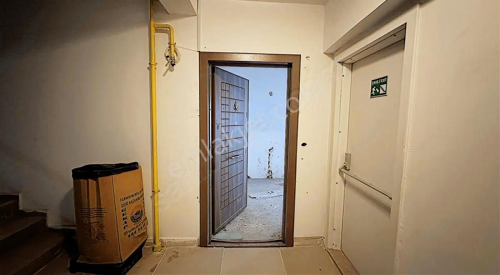 Öz-emmaxtan Duruşehirde Site İçi 13.kat Satılık 150 M2 3+1 Daire - Görsel 6