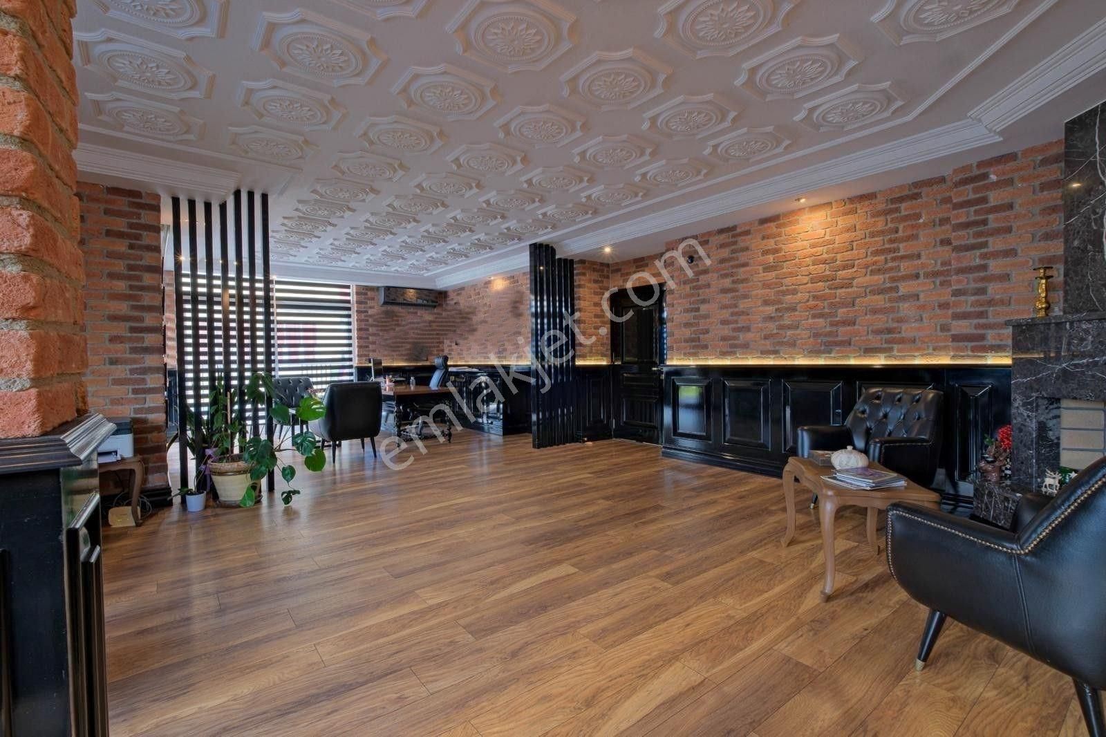 Alanya Merkezde Denize 50 Mt Deniz Manzaralı 3+1 Çok Amaçlı Satılık Mülk - Görsel 9