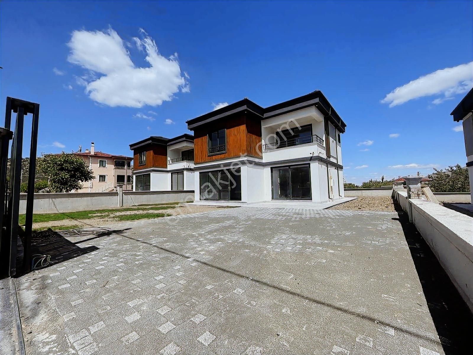 Beğendik Mahallesinin Muhteşem Villası