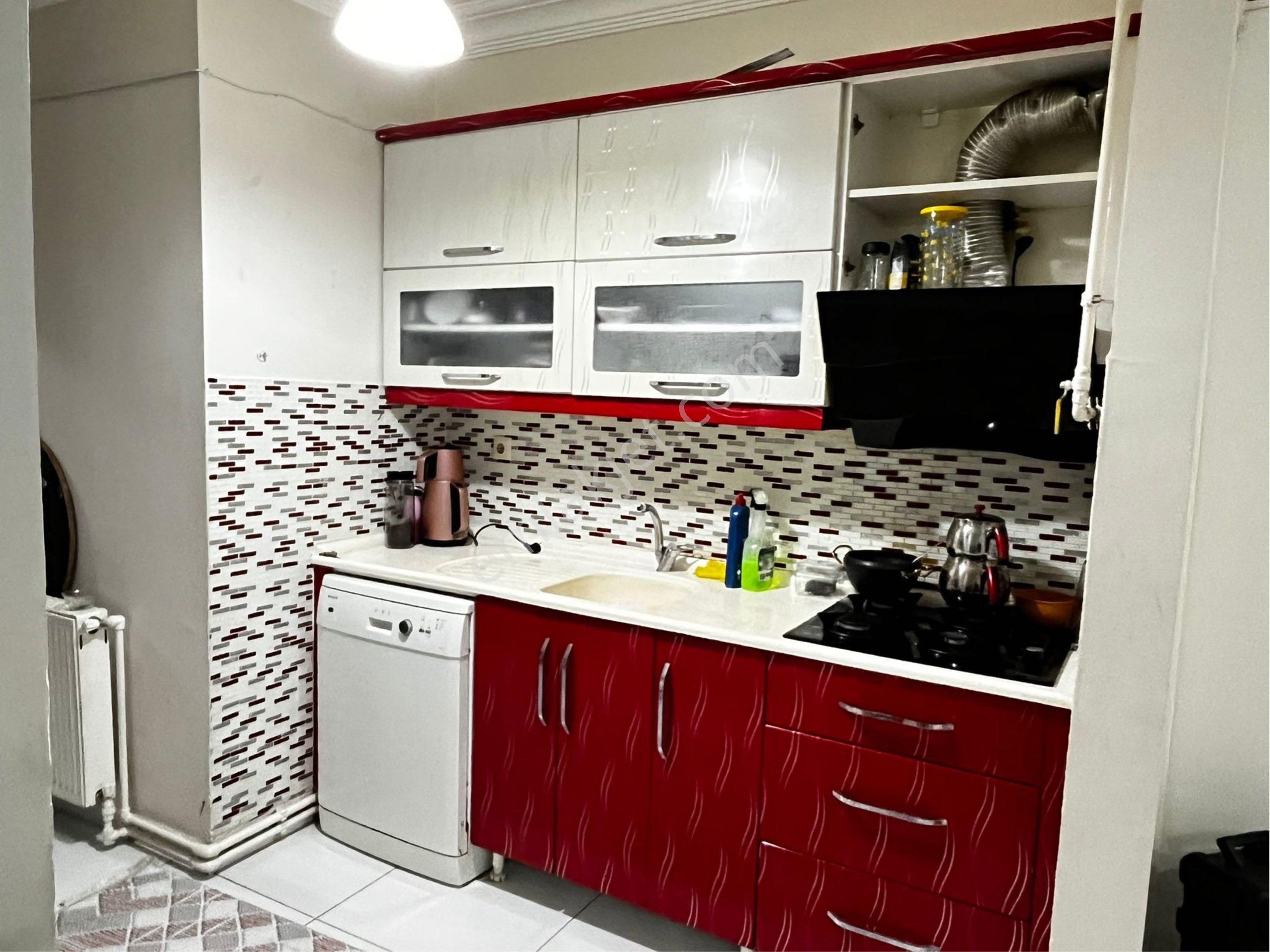 Hürriyet Mahallesinde İci Temiz Satılık Daire - Görsel 12