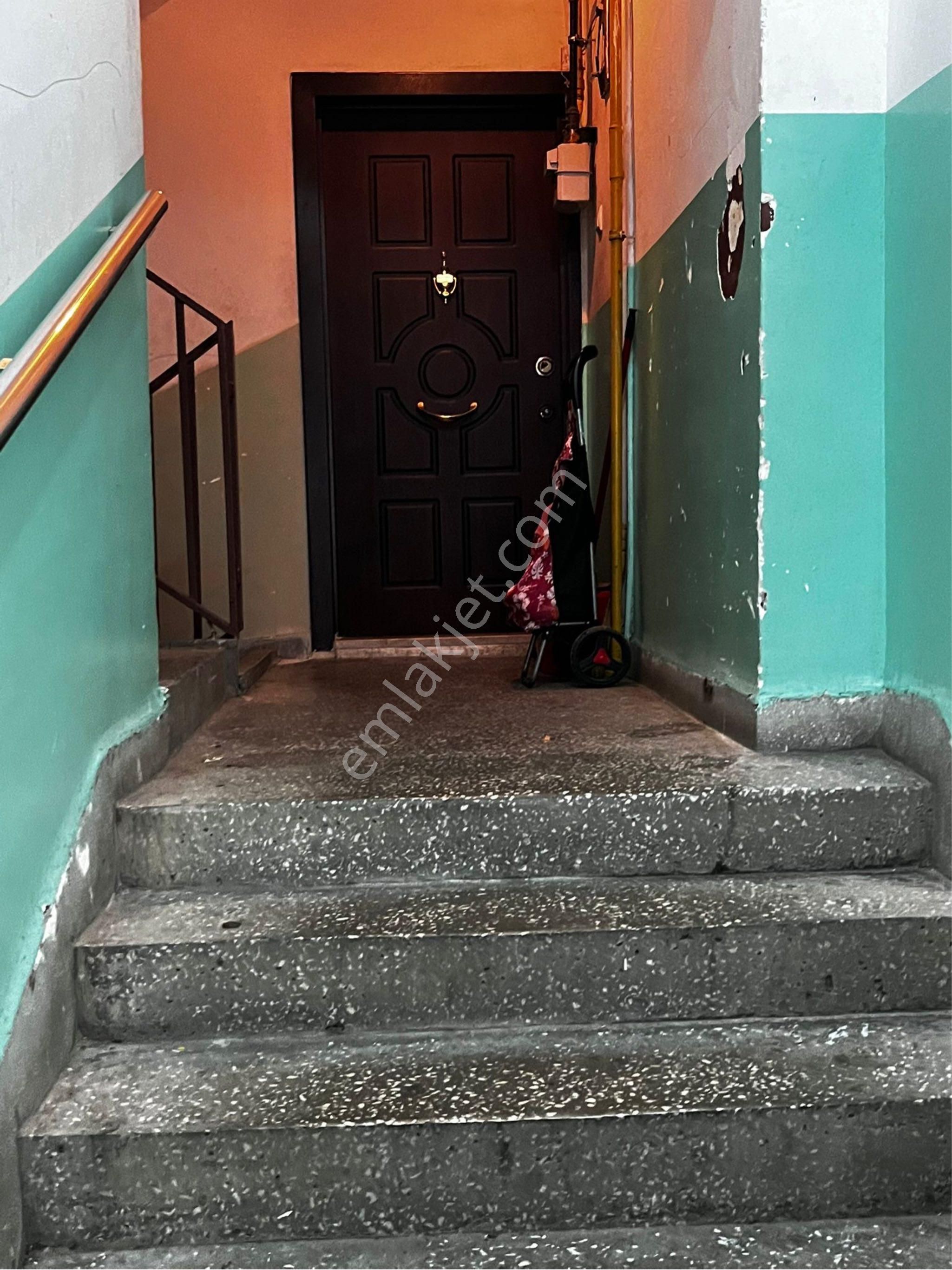 Hürriyet Mahallesinde İci Temiz Satılık Daire - Görsel 3