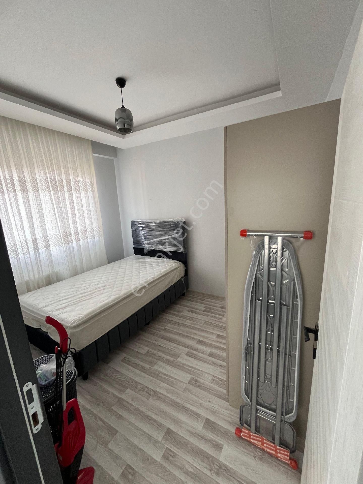 Gültepede Cadde Üzeri 1+1 Sıfır Eşyalı İskânlı Köşe Daire Geniş - Görsel 7