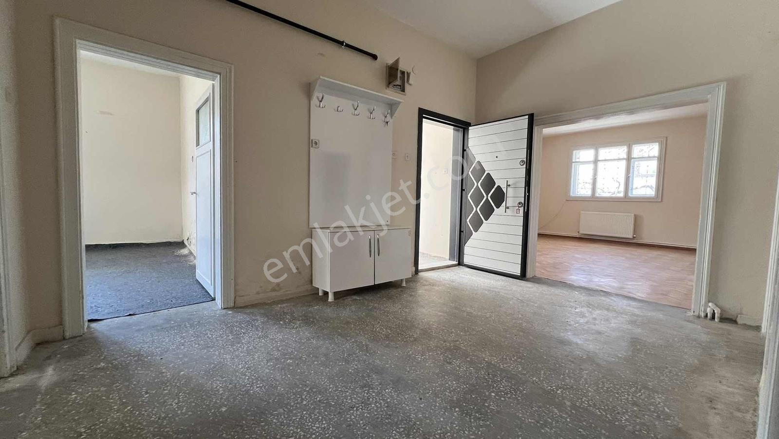 Konal | Hacılar Merkezde Manzaralı 3 Katlı 4+1 Kiralık Daireler - Görsel 11