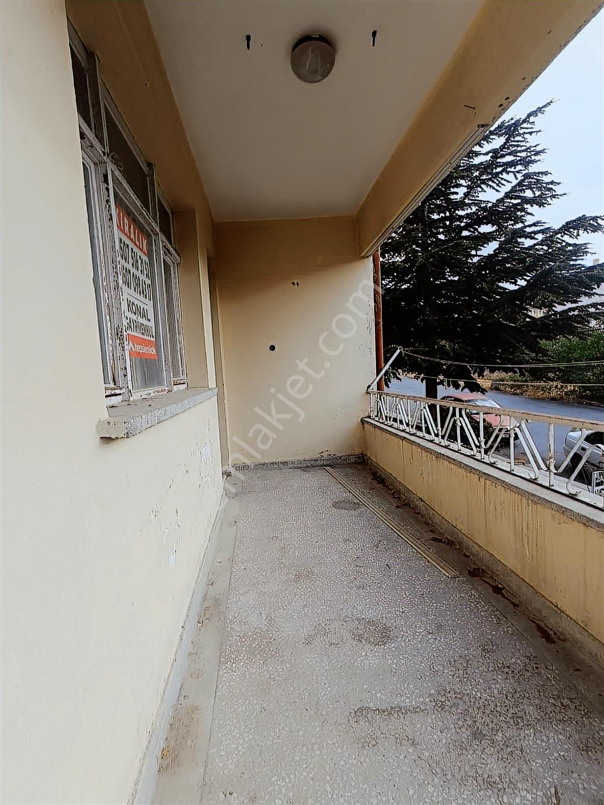 Konal | Hacılar Merkezde Manzaralı 3 Katlı 4+1 Kiralık Daireler - Görsel 2