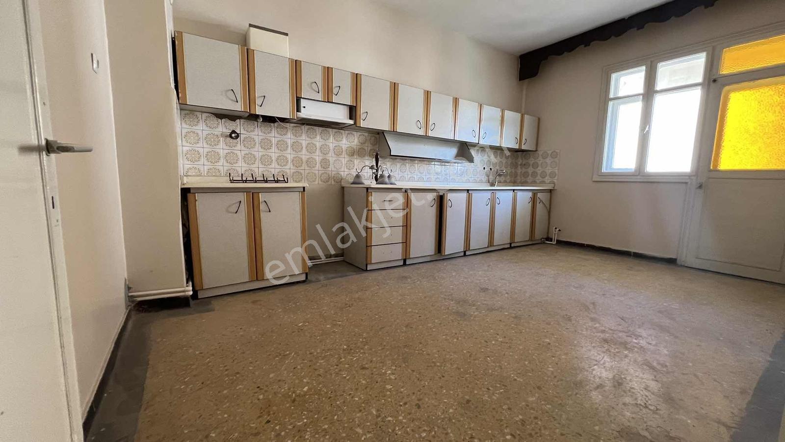 Konal | Hacılar Merkezde Manzaralı 3 Katlı 4+1 Kiralık Daireler - Görsel 3