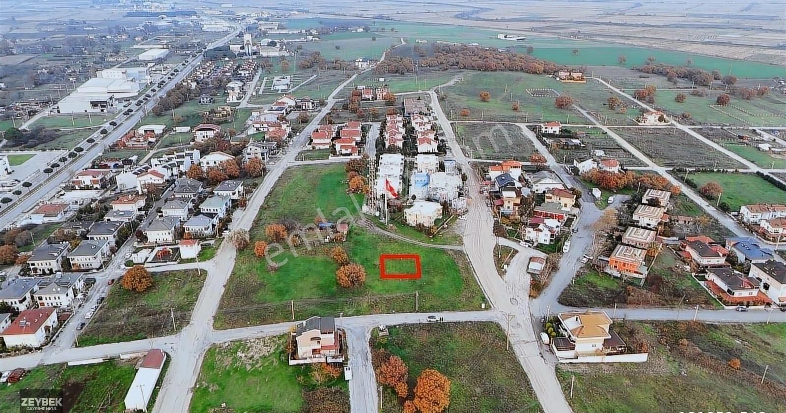 Zeybek Emlaktan Aqua Termal Bölgesinde 286 M2 Arsamız Satılıktır