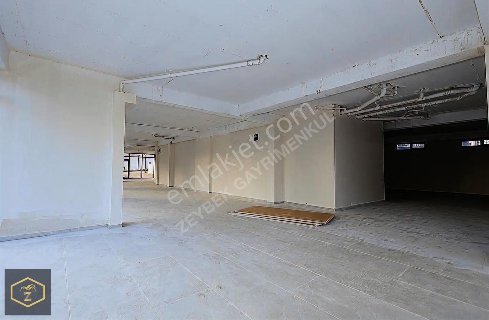 Zeybek Emlaktan Reşadiye De 500 Metrekare İş Yerimiz Satılıktır - Görsel 33