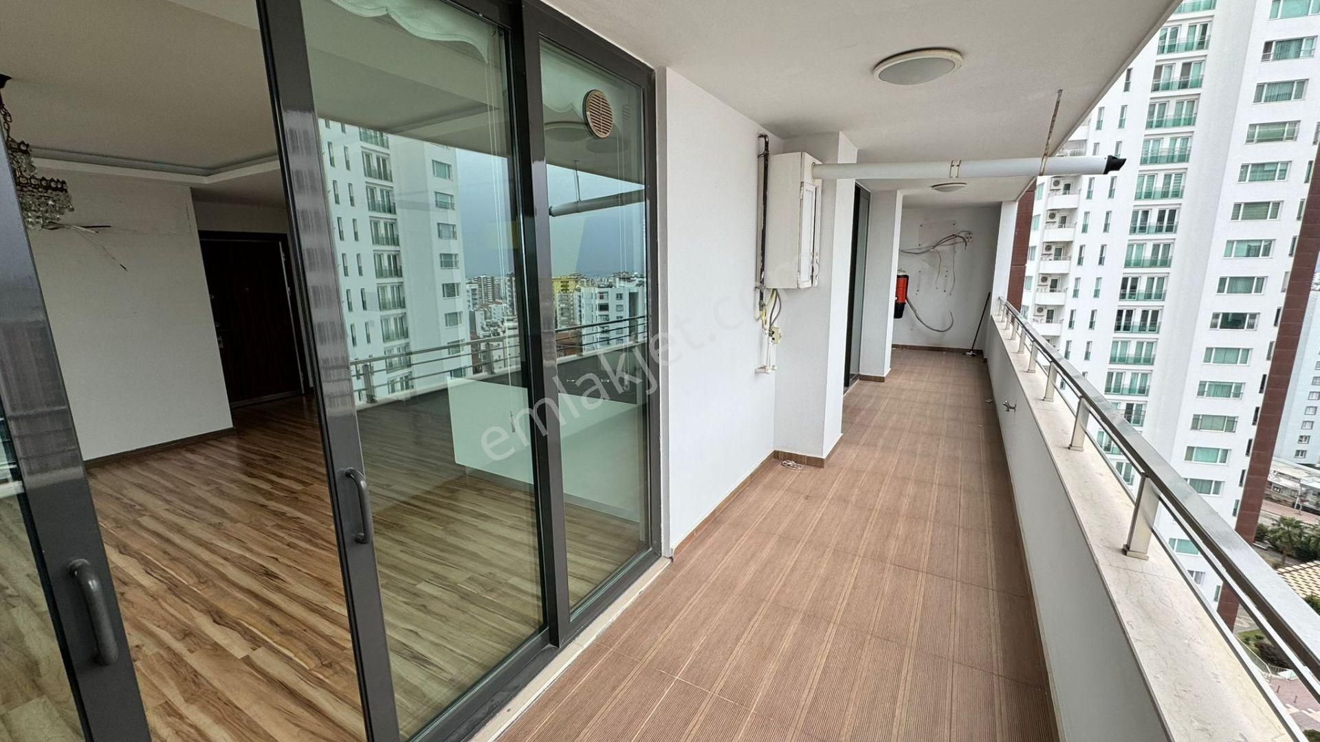 İz'den Emsalleirinin En İyisi Havuzlu Sosyal Donatılı Fırsat - Görsel 28