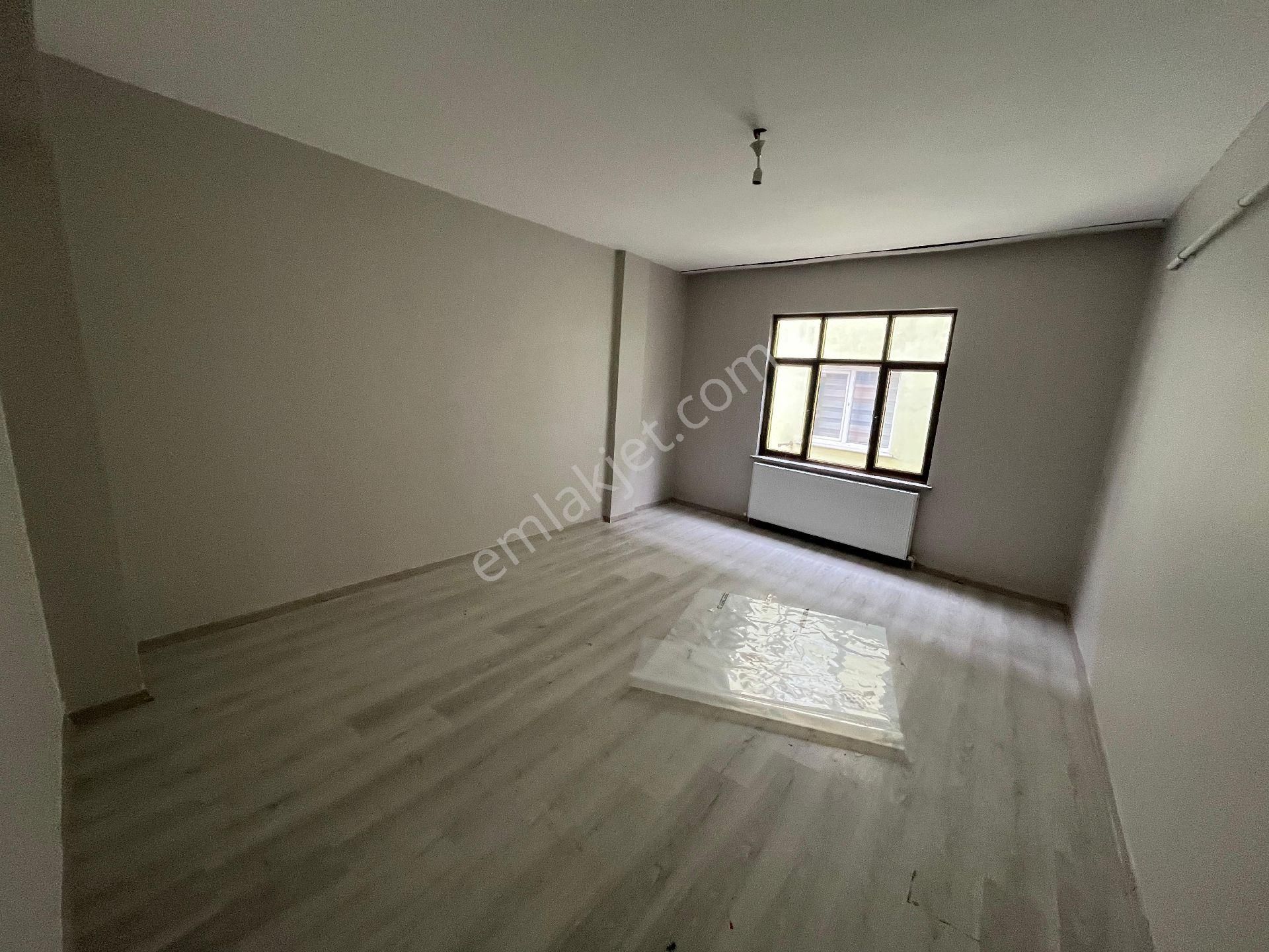 Malkoçoğlu Mah 2+1 2.kat 120m² - Görsel 6