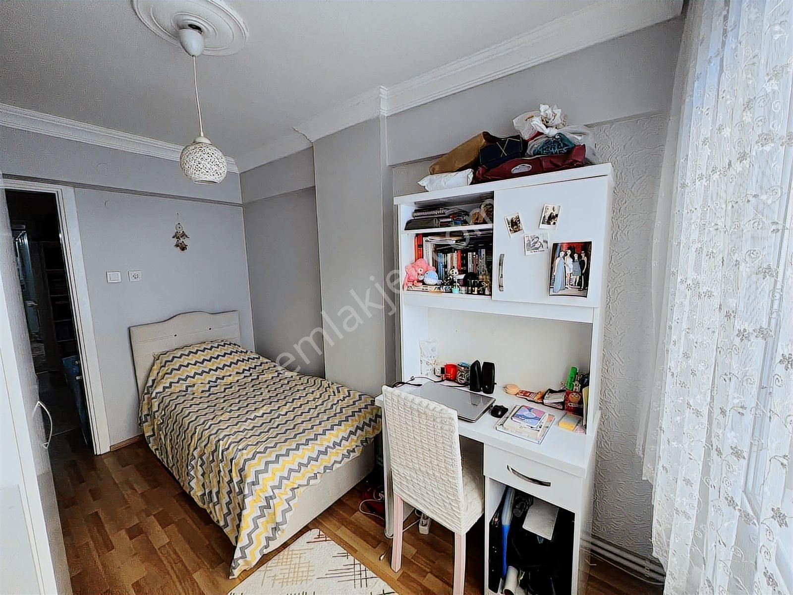 Yeşilyurt Zaim Ağa Caddesi 3+1 Doğalgazlı Bakımlı Satılık Daire - Görsel 30