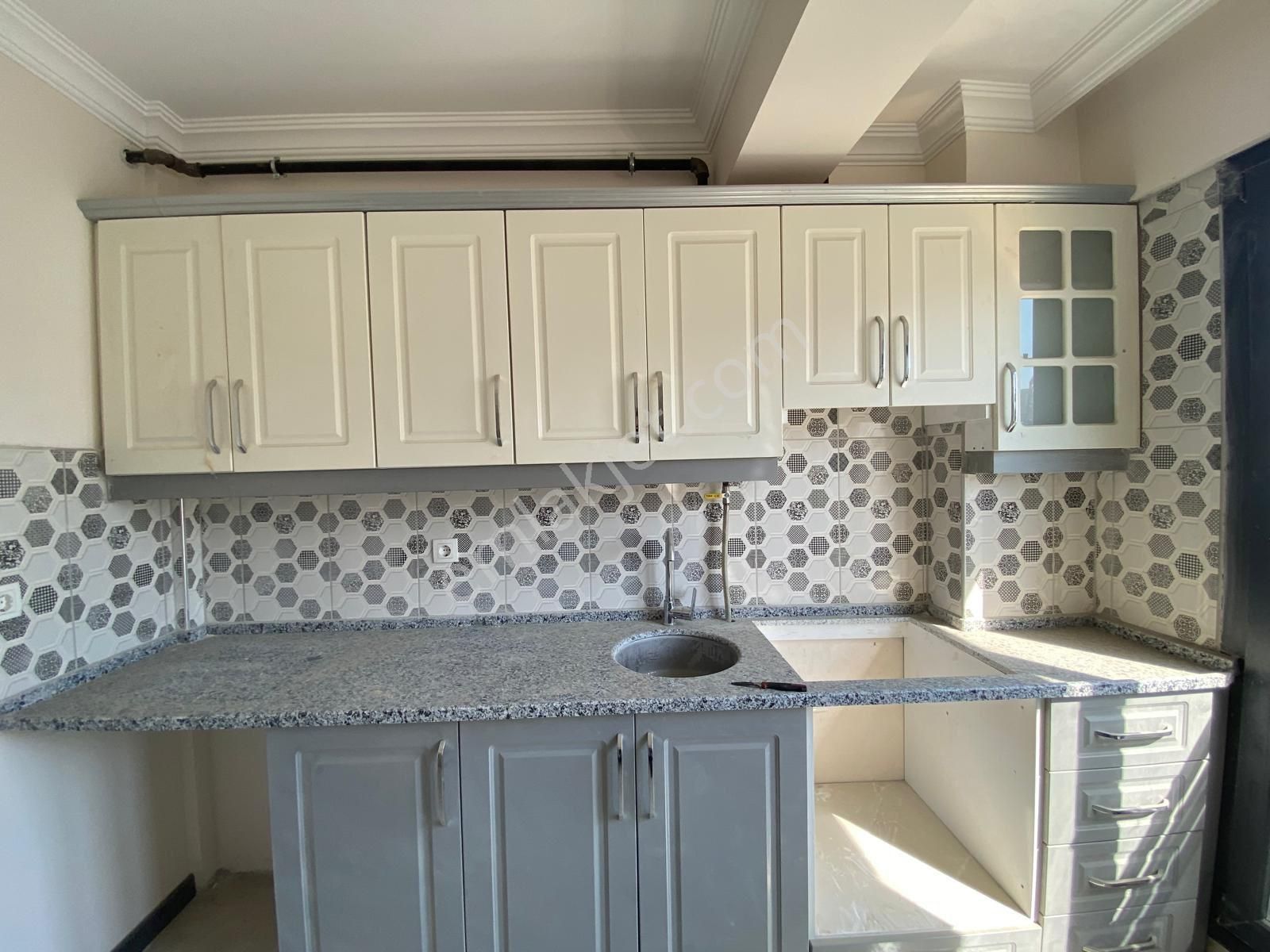 Akalın'dan Bahçelievler'de 2+1 Asansörlü Otoparklı Satılık Daire - Görsel 15