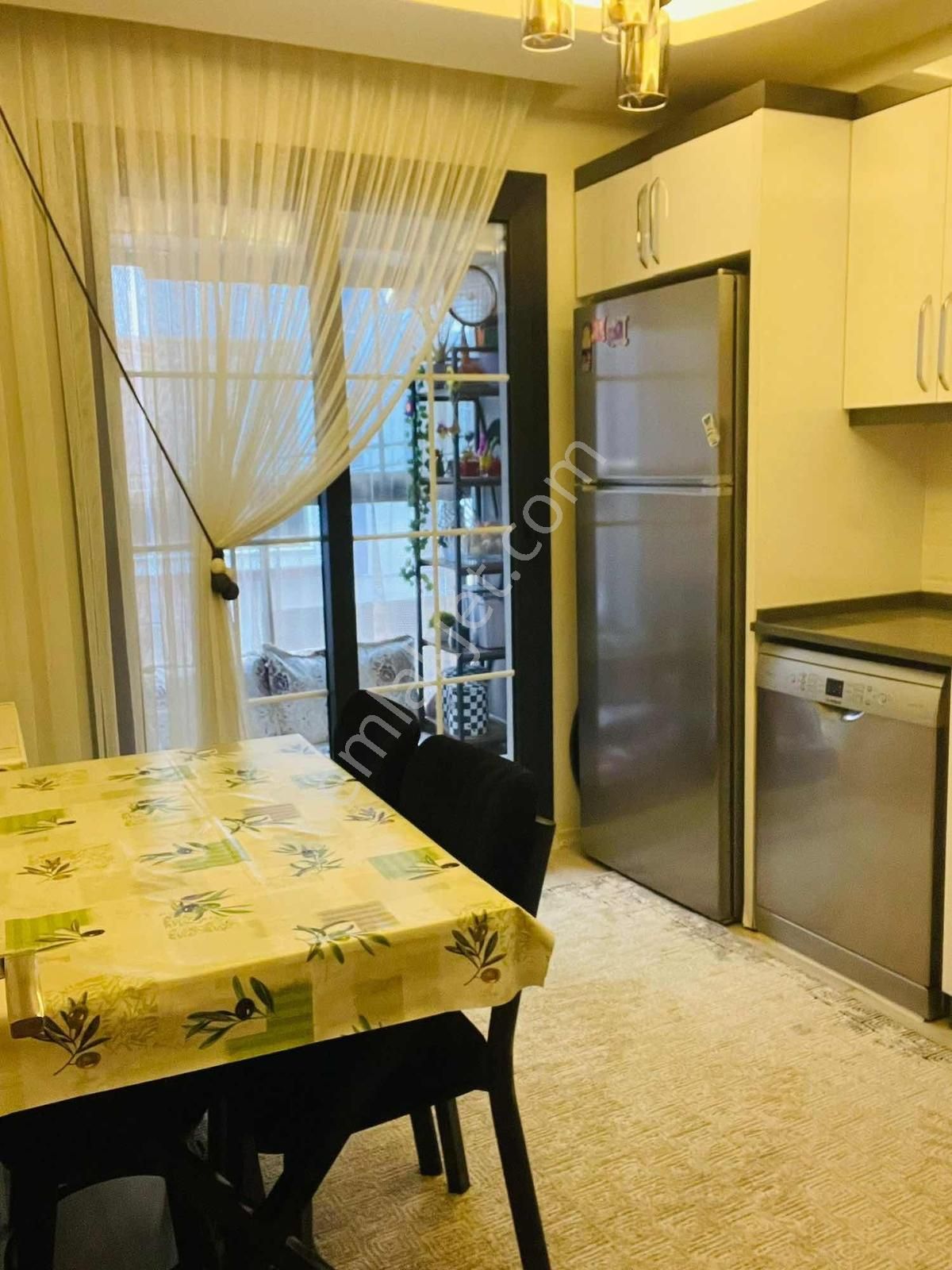 Akalın'dan Granada Yanı 130m2 3+1 D.gazlı Arakat Bakımlı Satılık - Görsel 9