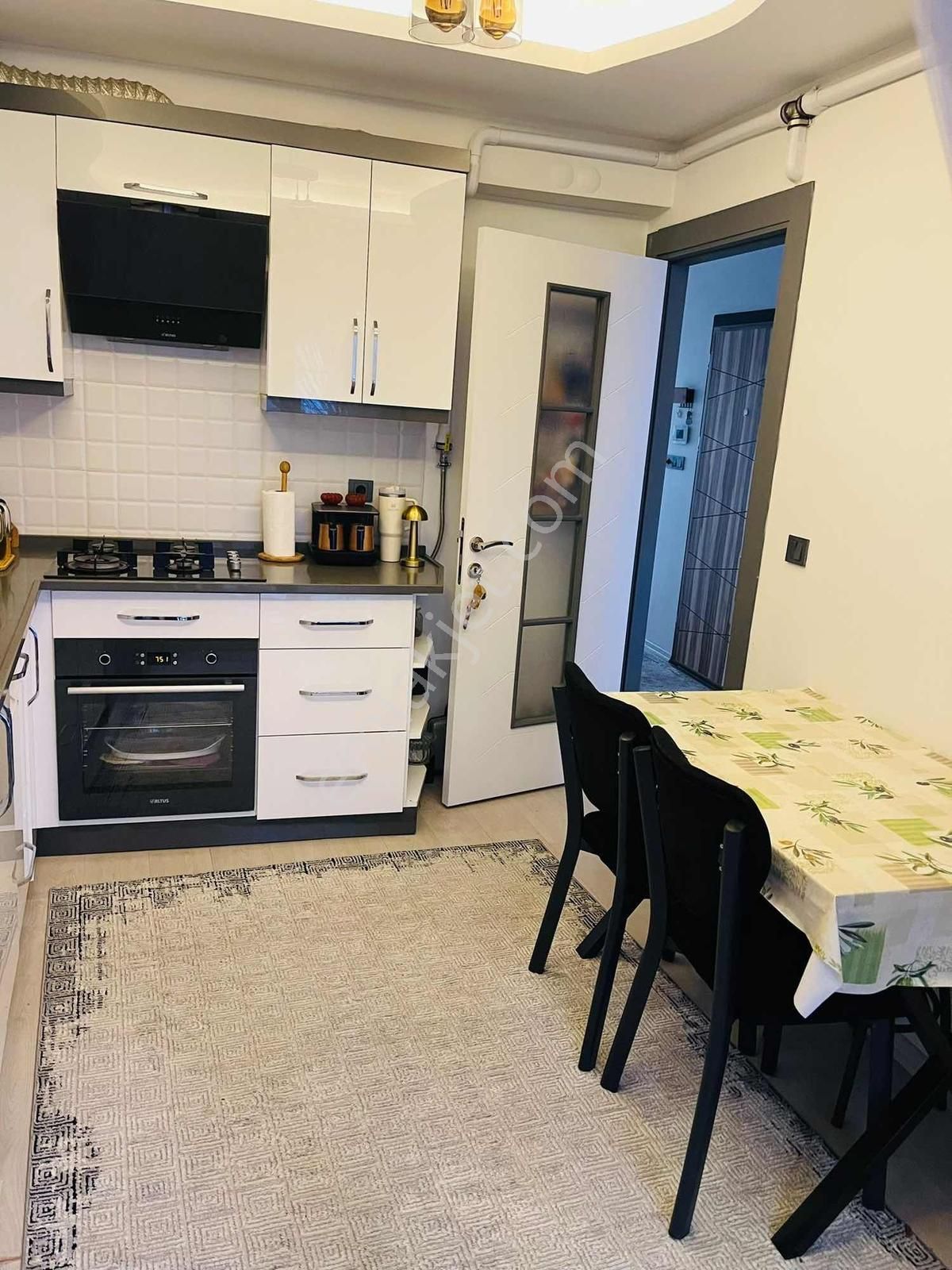 Akalın'dan Granada Yanı 130m2 3+1 D.gazlı Arakat Bakımlı Satılık - Görsel 13