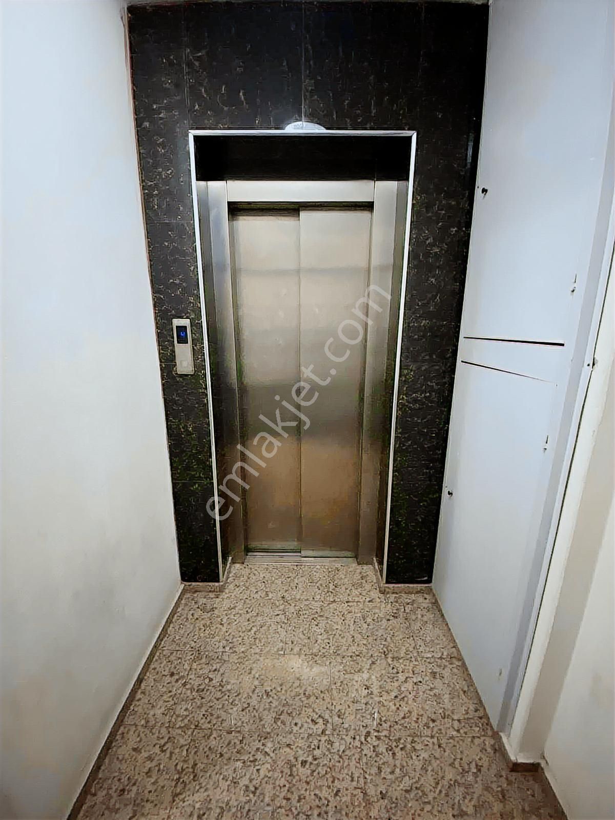 Akalın'dan Yıldız Cd Üzeri 3+1 Otoparklı Arakat Satılık Daire - Görsel 27