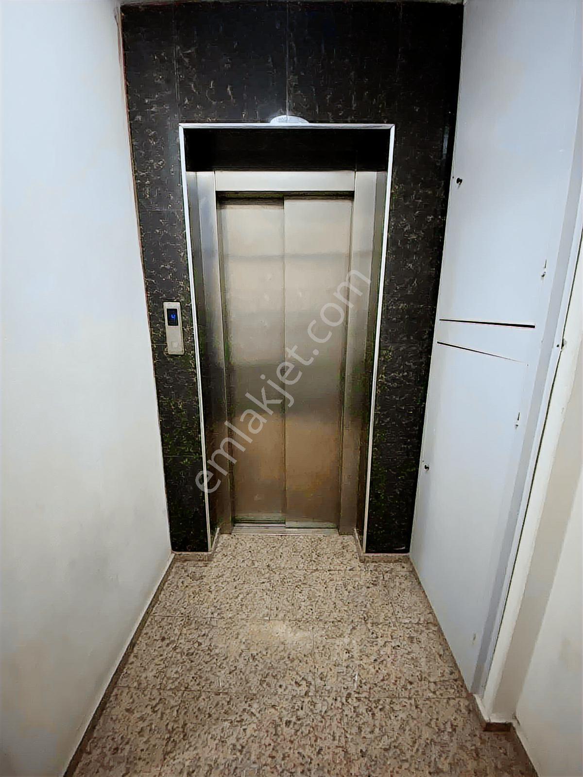 Akalın'dan Yıldız Cd Üzeri 3+1 Otoparklı Arakat Satılık Daire - Görsel 7