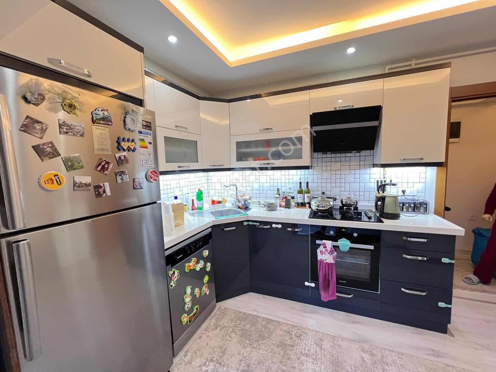 Bozyaka Cadde Yakını 3+1 Asansörlü Otoparklı Arakat - Görsel 9