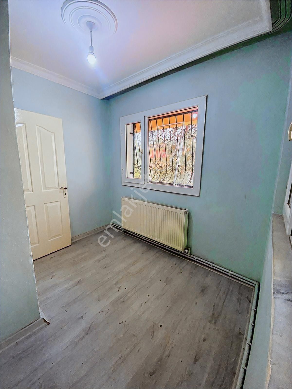 Akalın'dan Akevlerde Bahçeli Genç Binada Bakımlı 2+1 Satılık - Görsel 14