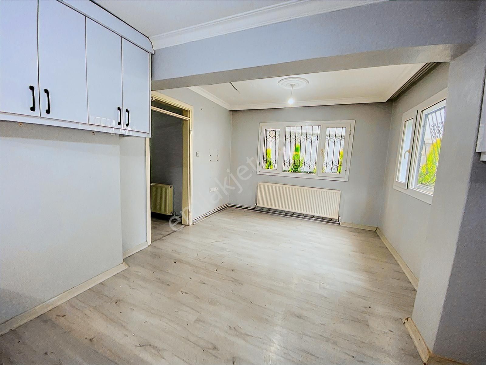 Akalın'dan Akevlerde Bahçeli Genç Binada Bakımlı 2+1 Satılık - Görsel 30