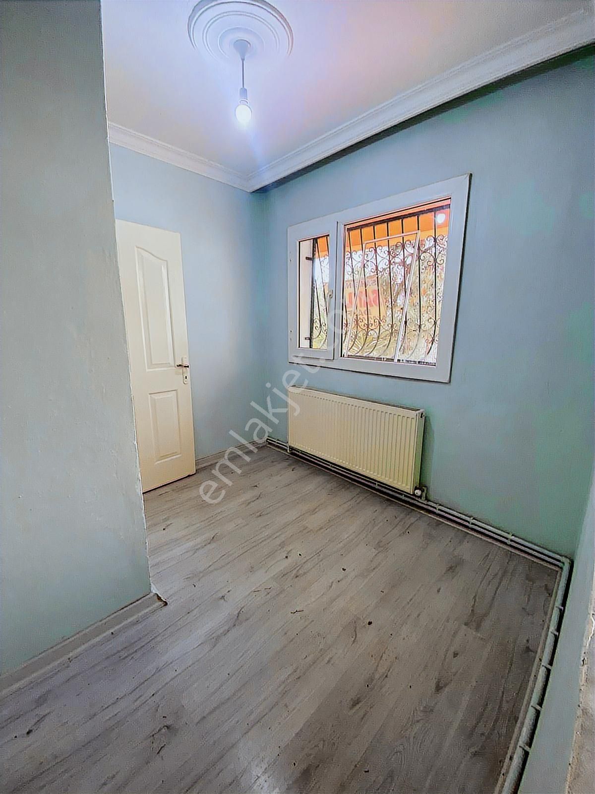 Akalın'dan Akevlerde Bahçeli Genç Binada Bakımlı 2+1 Satılık - Görsel 17