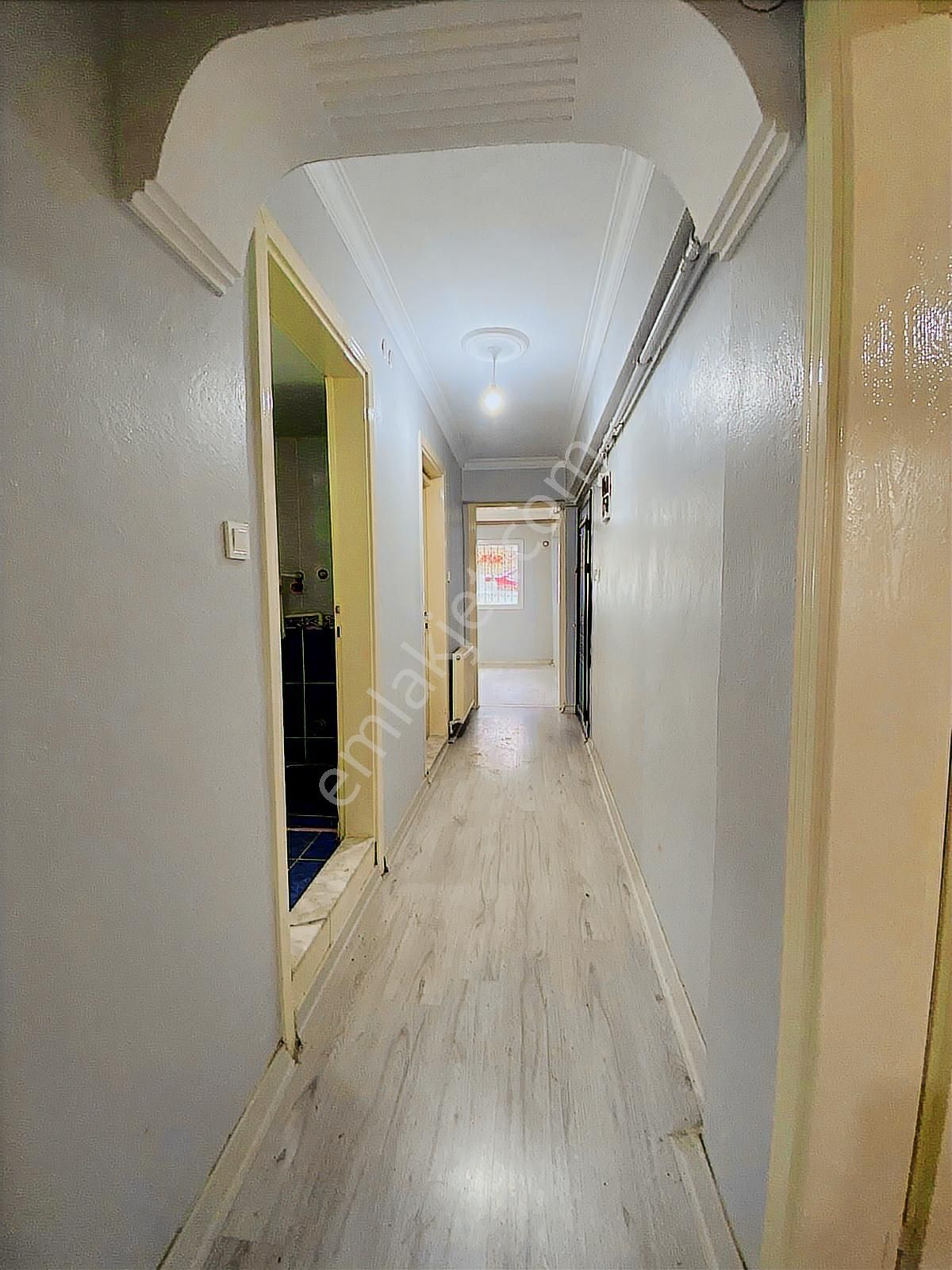 Akalın'dan Akevlerde Bahçeli Genç Binada Bakımlı 2+1 Satılık - Görsel 10