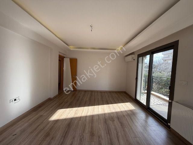 Seferihisar Camikebir'de 3+1 Satılık Özel Ve Lüks Daire - Görsel 2